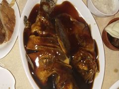 -楼外楼·停车场