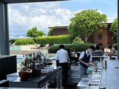 -瑰丽酒店·海吧·天际下午茶·现场DJ·天台酒吧