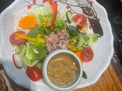 凯撒沙拉-黑牛の店·和牛烧肉(大悦城店)