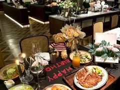 -静香HOUSE·全时段融合餐厅(七星欢乐颂店)
