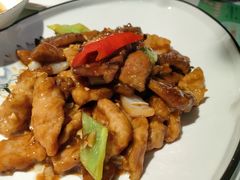 精品老爆三-狗不理(贵宾楼店)