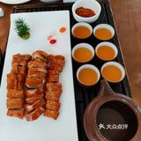 简直是爱了。服务员服务周到细致，赞！