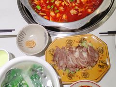 -盐井记·自贡美蛙鲜锅兔(中和店)
