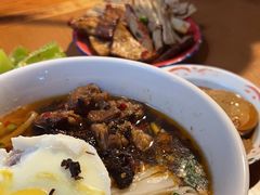 -矮子粉店1985·长沙米粉(湘春路店)