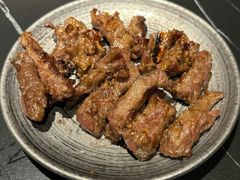 -山川小町·极番烧肉(新地假日广场店)
