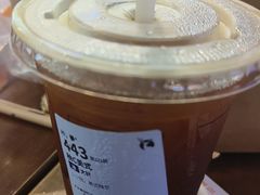 -瑞幸咖啡(临海市银泰城店)