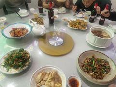 -鲤鱼塘农家山庄
