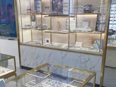-世纪大明眼镜·蔡司战略授权店(汉街店)