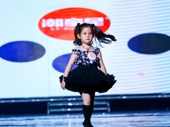 -潮童星少儿模特形体培训(郑州总校)