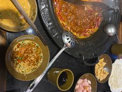 -宽板凳老灶火锅(簋街店)