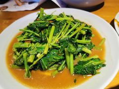 蒜片炒空心菜-南小馆(迪士尼小镇店)