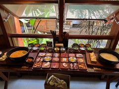 -银米·云南传统过桥米线(双廊黑金冠店)