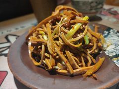 -酒阳蒸经小酒馆(解放碑店)