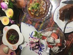 -忘忧草融合私房菜(红鼎国际店)