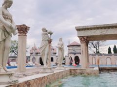 -泉城欧乐堡戏水湾艺术养生温泉