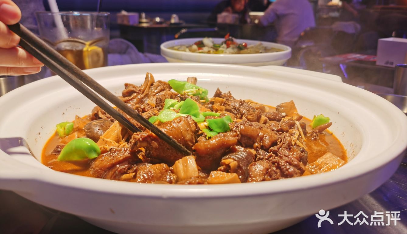 火星主题潮流餐厅——土鸡大亨