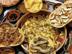 -阿山卓·野生菌火锅·纳西火塘烤肉