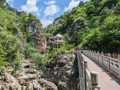 -龙潭大峡谷自然风景区