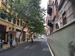 -黎黄陂路街头博物馆