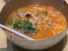 -魔都三兄弟酸辣粉·蘸卤炸串(虹桥万科店)