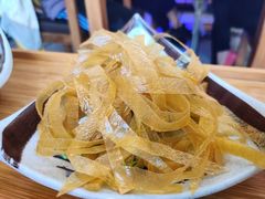 -毛辣果·贵州红酸汤牛肉火锅(西单店)