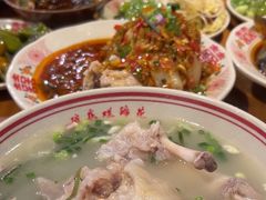 -老方桌烂蹄花川菜馆(九龙坡店)