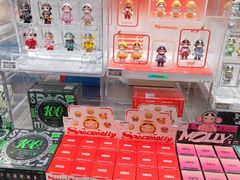 -泡泡玛特POPMART(上海环球港店)
