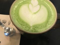 -莓园冰淇淋店