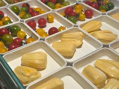 -涨巢·潮玩水疗局