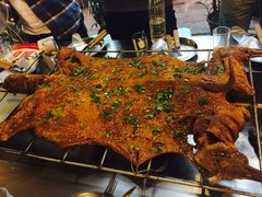 烤全羊-去吃小龙虾·江湖菜·烧烤(南滨路店)