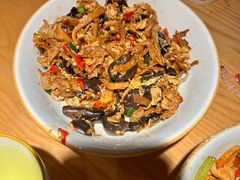 -湘阁里辣(南岭购物广场店)