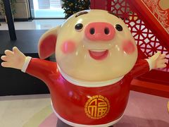 -梅龙镇广场