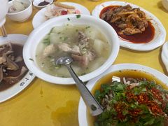 -荣生萝卜汤饭店