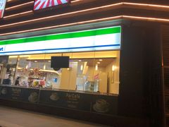 -全家便利店(四平路六店)