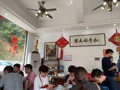 大堂-周大娘牛乳(旧寨古村总店)