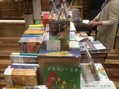 -猫的天空之城概念书店(印象城购物中心店)