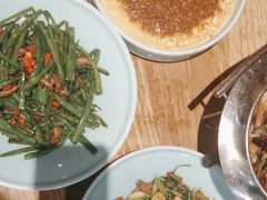 -荷花亭·湖北融合菜(十堰武商MALL店)