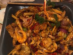 -炭舍干锅·烤鱼(扬名广场店)