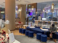 -奈雪的茶(青岛卓悦里INTOWN店)