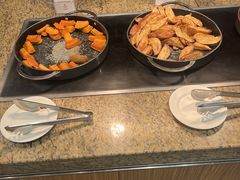 -华邑酒店·鲜艳全日自助餐厅