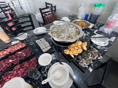 -牛一煲美食(江高店)