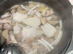 -四季缤纷椰子鸡(雨花亭凯德广场店)