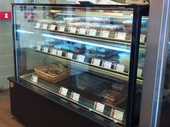 面包甜点陈列柜-王家沙点心店(万航渡路店)