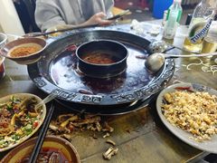 -黄潇洒老火锅(九眼桥宏济巷店)