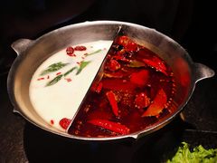 -湊湊火锅·茶憩(新中关购物中心店)
