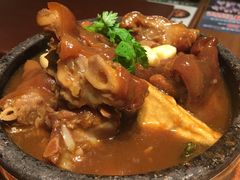 -云海肴·汽锅鸡·云南菜(天山百盛优客店)