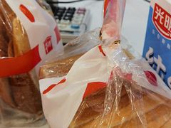 -光明牛奶棚(南泉店)