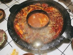 -扎起市井老火锅(乐山总店)