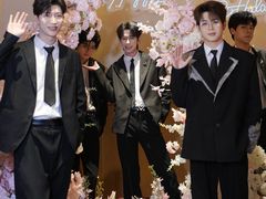 -拙味兄弟·活龙虾·旗舰店(环城西路店)