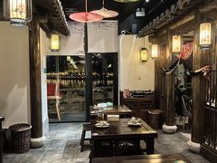 -聚汇三少·龙虾·中餐厅(莫邪路新天地店)
